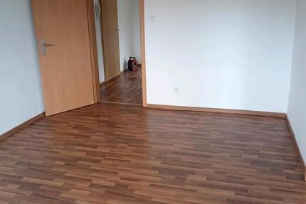 Wohnung Flöha - 3 Zimmer, 69 m&sup2;, 420&euro; | Angebot:25932534