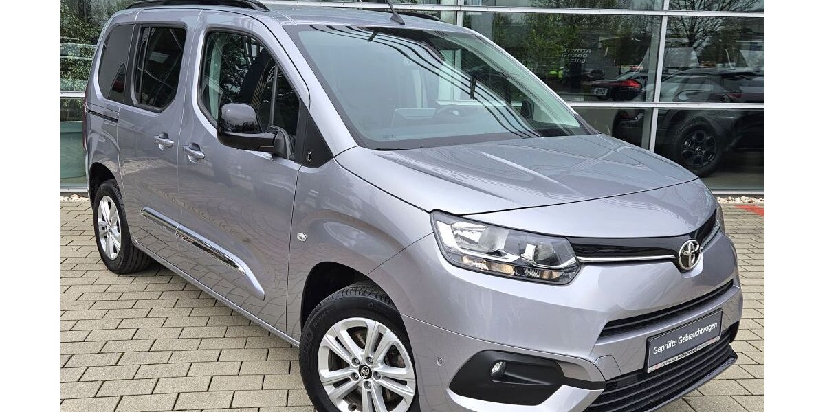 Toyota Proace City 27.400 km 28.990 &euro; Stadtbergen 86391