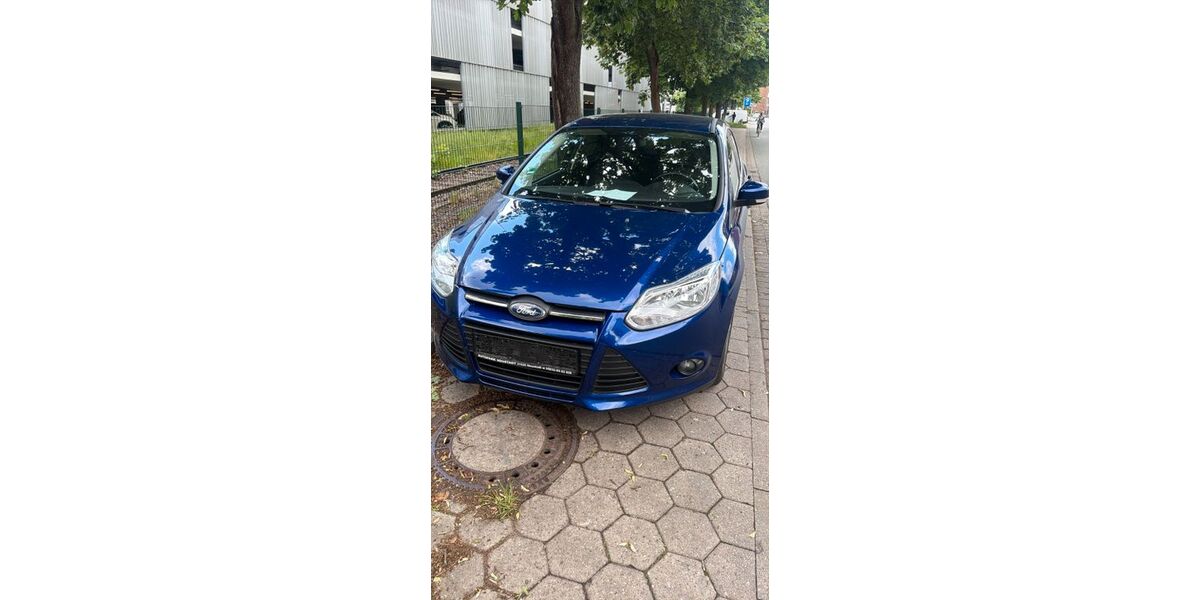 Ford Focus 167.000 km 2.950 &euro; Berlin 10245