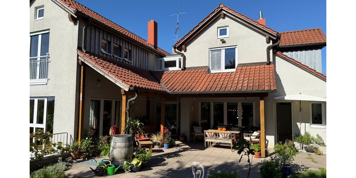 *reserviert* Attraktives Architekten-Einfamilienhaus mit Einliegerwohnung und herrlichem Garten - Einfamilienhaus Wertheim | Angebot:27081421