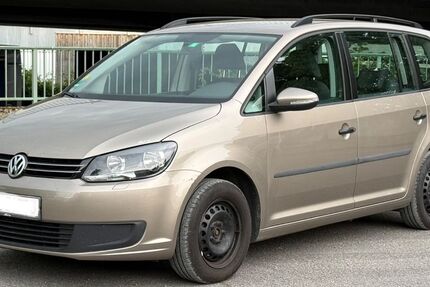 VW Touran 256.890 km 4.690 &euro; Reutlingen 72760