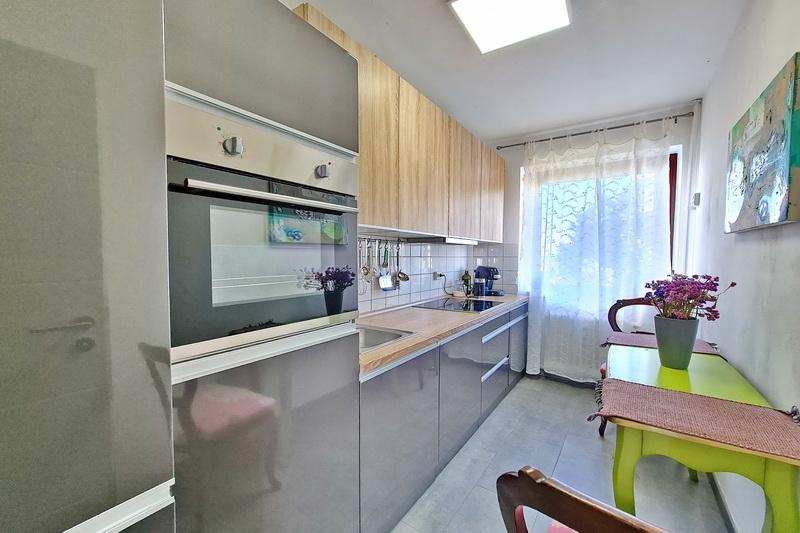 Hochwertig sanierte Sonnenloggia-Wohnung mit Traum-Aussicht !!! Wohnen an der Grenze Hamburgs ! - Etagenwohnung Schenefeld | Angebot:15799908