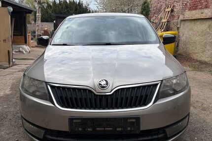 Skoda Rapid 117.000 km 7.499 &euro; Elstra 01920
