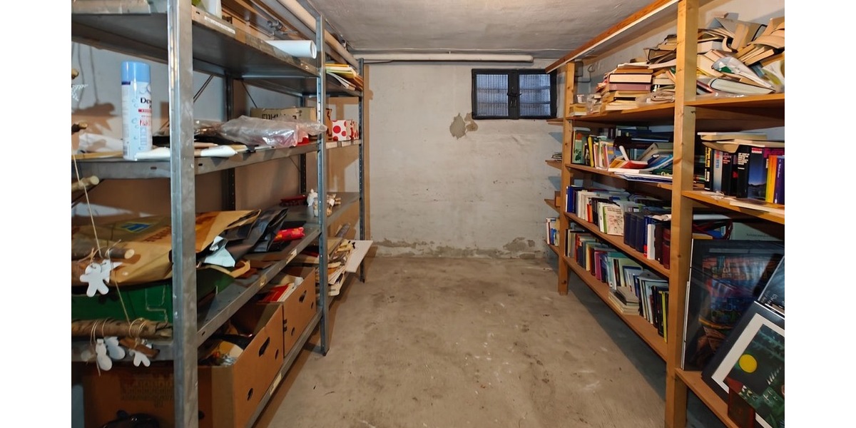 Reihenendhaus mit PKW Stellplatz in Orschel-Hagen - Reihenendhaus Reutlingen Orschel-Hagen | Angebot:27130740