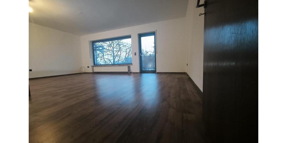 Terrassenwohnung Bad Bocklet - 2.5 Zimmer, 72 m&sup2;, 720&euro; | Angebot:24889023