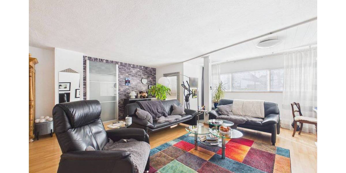 Mehrfamilienhaus, Wohnhaus Netphen Deuz - 9 Zimmer, 218 m&sup2;, 235.000&euro; | Angebot:26438700