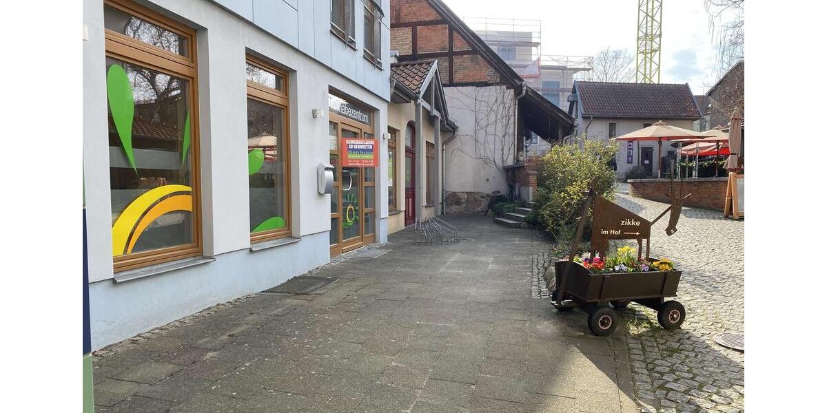 12 MONATE HALBE MIETE Gewerbeeinheit Alexandrinenhof in Bad Doberan zimmer