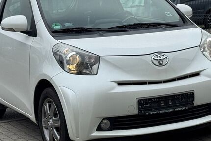Toyota IQ 106.444 km 5.900 &euro; Wildau 15745