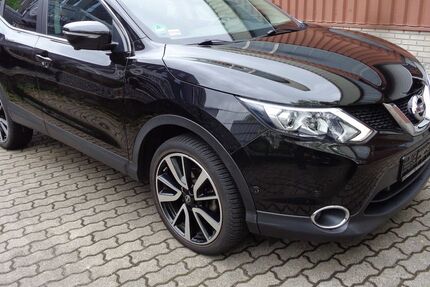 Nissan Qashqai 60.910 km 12.450 &euro; Hamburg 22399
