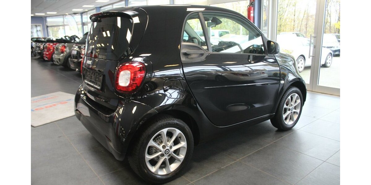Smart ForTwo coupe passion 43.179 km 11.780 € Euskirchen 53881