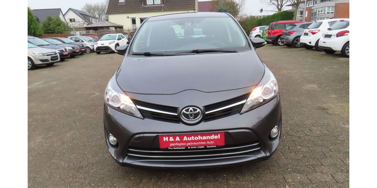 Toyota Verso 286.083 km 5.299 &euro; Geestland 27607