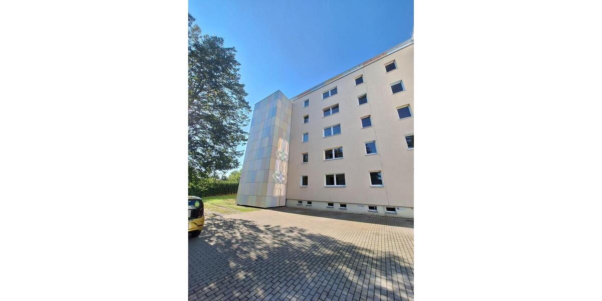 Etagenwohnung Stollberg (Erzgebirge) - 2 Zimmer, 50 m&sup2;, 305&euro; | Angebot:24864322