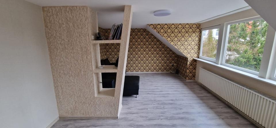 Dachgeschoßwohnung Wilhelmshaven Heppens - 3 Zimmer, 75 m&sup2;, 62.000&euro; | Angebot:27083782