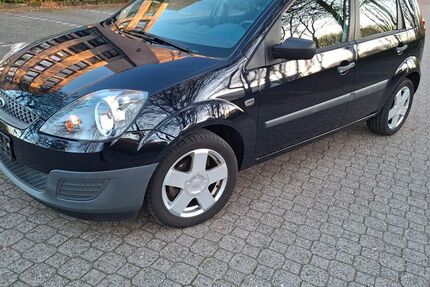 Ford Fiesta 32.000 km 4.790 &euro; Coesfeld 48653