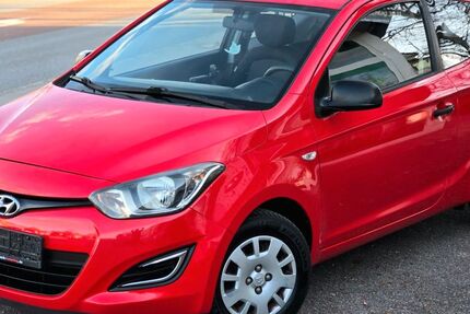 Hyundai i20 124.500 km 3.250 &euro; Munchen 81539