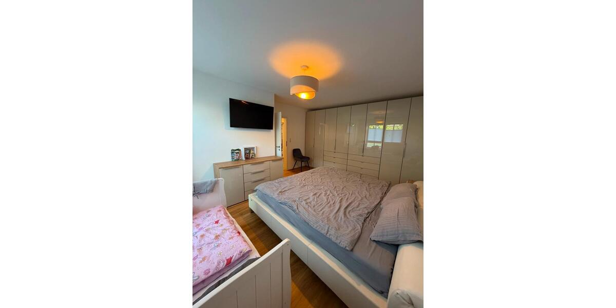 Erdgeschoßwohnung Neutraubling - 3 Zimmer, 86 m&sup2;, 385.000&euro; | Angebot:27271532