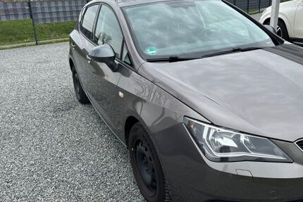 Seat Ibiza 116.496 km 5.900 &euro; Klein Offenseth-Sparrieshoop 25365