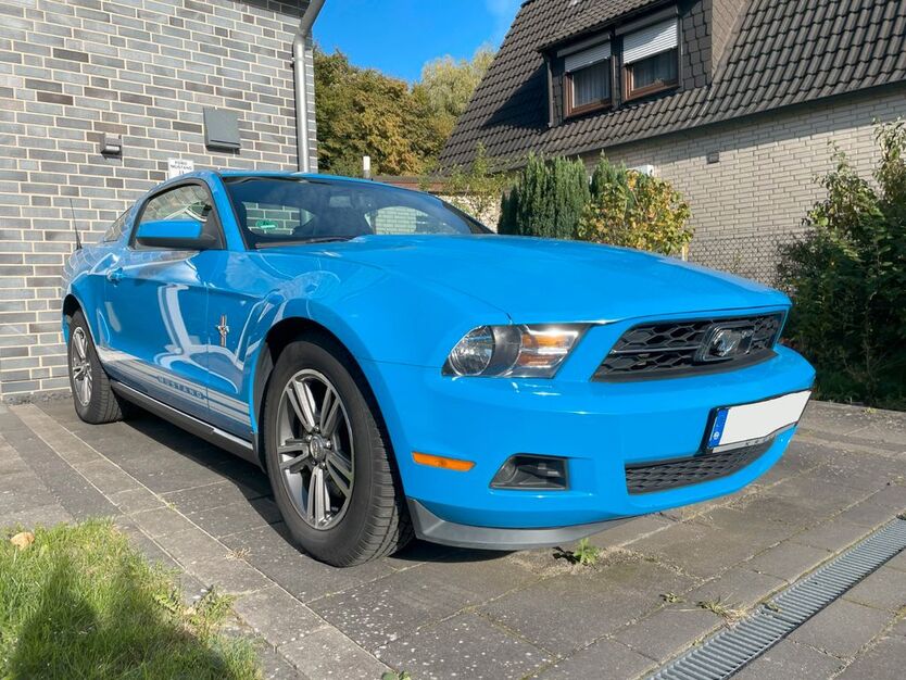 Ford Mustang 118.000 km 14.900 € Hamburg 22111
