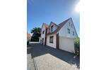 SCHICK und SUPER ZENRAL im ACHIMER BAUERNVIERTEL Hochwertige, schöne 3 Zimmer-Maisonette-Wohnung Baujahr 2022 mit großem Balkon und Garagenplatz