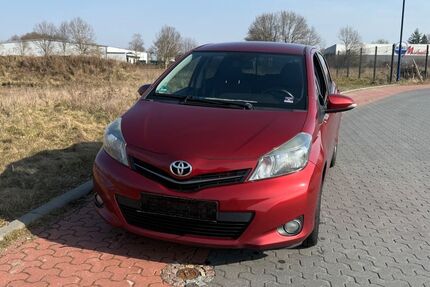 Toyota Yaris 299.000 km 4.290 &euro; salzhausen 21376