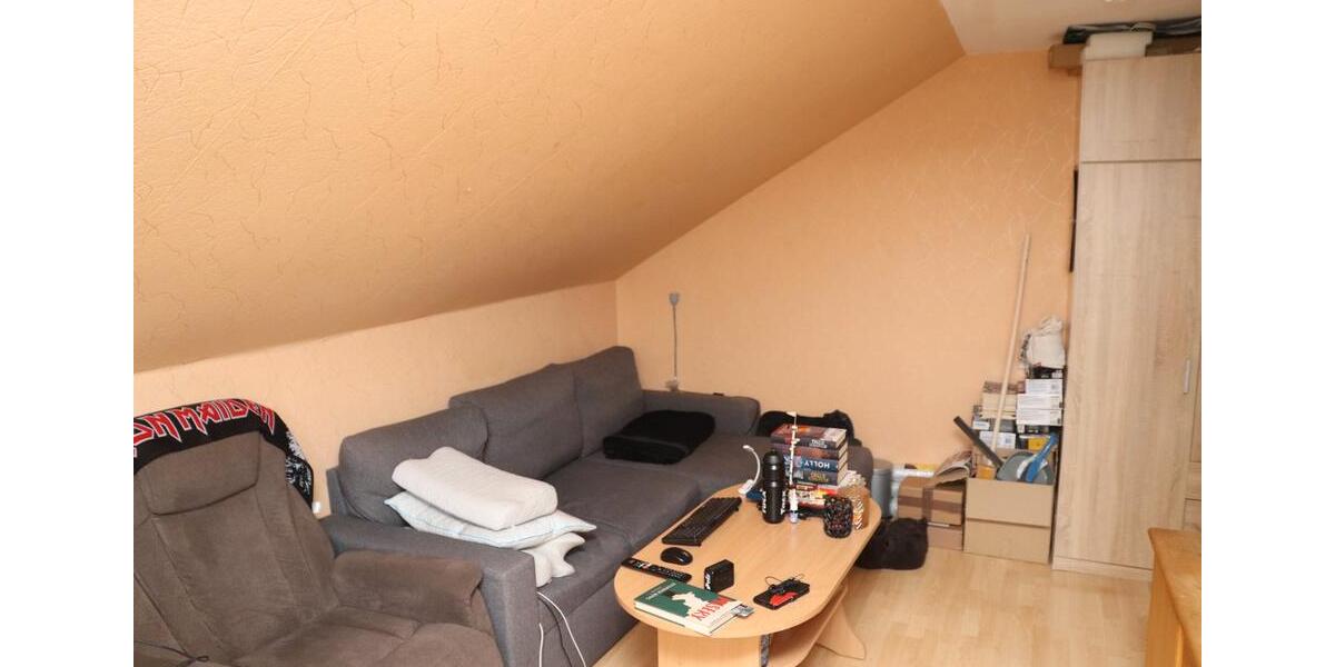 Dachgeschoßwohnung Alsfeld - 3 Zimmer, 78 m&sup2;, 630&euro; | Angebot:26272077