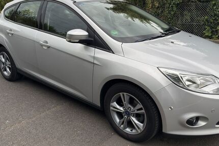 Ford Focus 136.000 km 5.450 &euro; Köln 51145