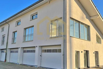Quakenbrück: Neuwertig mit 2 Wohneinheiten und 2 Gewerbeeinheiten mit einem Soll Faktor von 13,3 - Haus Quakenbrück | Angebot:26634712