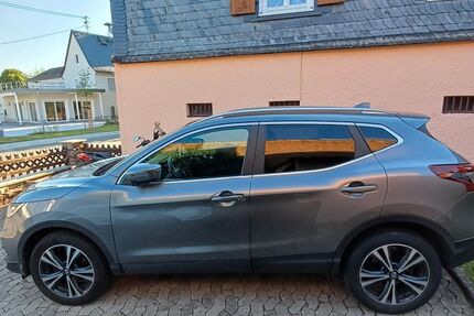 Nissan Qashqai 67.000 km 16.800 &euro; Steinsberg 56379