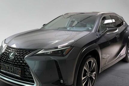 Lexus UX 50.000 km 25.890 &euro; München 80339