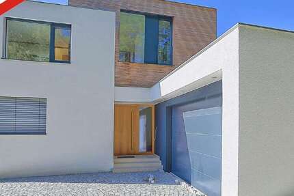 Haus zum Mieten in Pöcking 5.900 € 272 m²