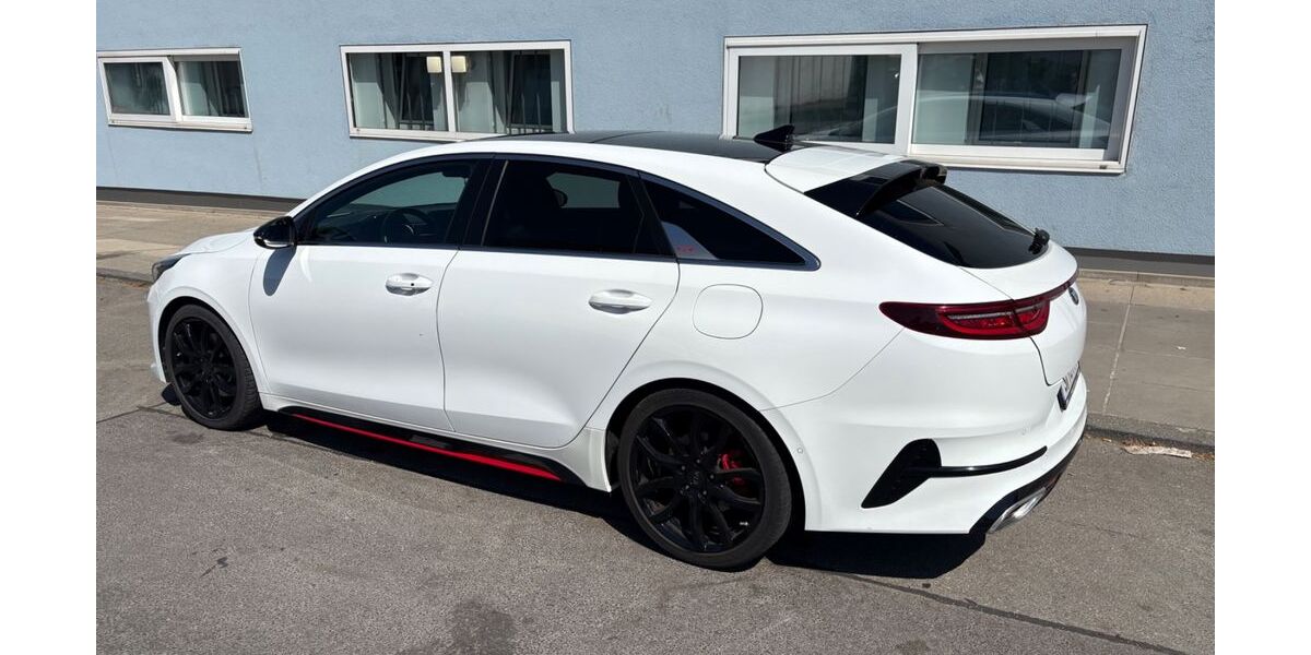 Kia pro ceed / ProCeed 48.500 km 22.500 &euro; Wertheim 97877