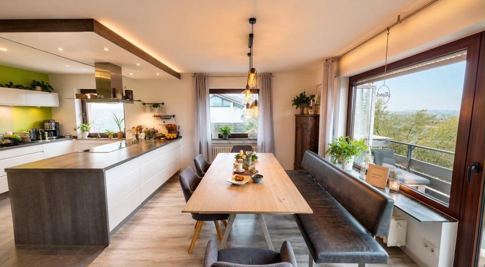 Doppelhaushälfte Tuttlingen - 8.5 Zimmer, 200 m&sup2;, 580.000&euro; | Angebot:26940584