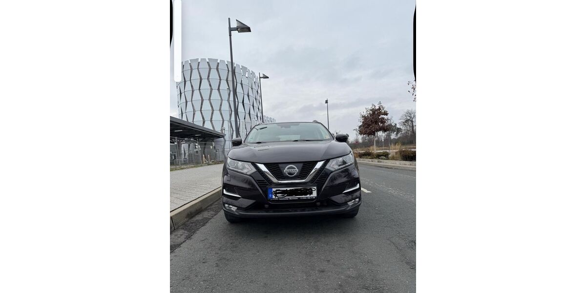 Nissan Qashqai 112.000 km 11.600 &euro; Frankfurt 60386