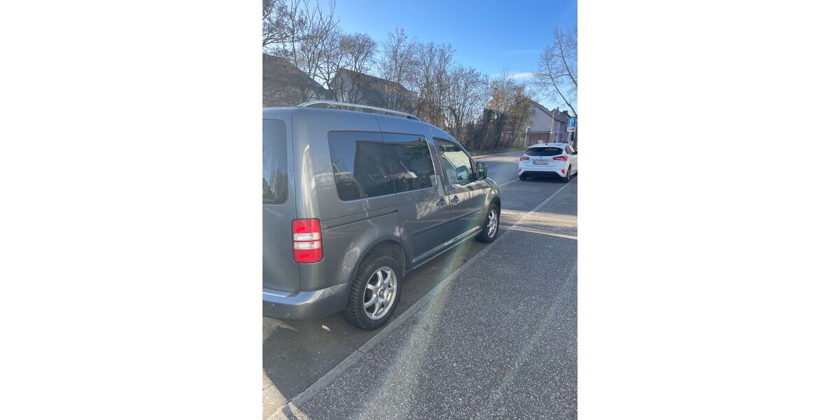 VW Caddy 224.800 km 7.600 &euro; Stutensee 76297