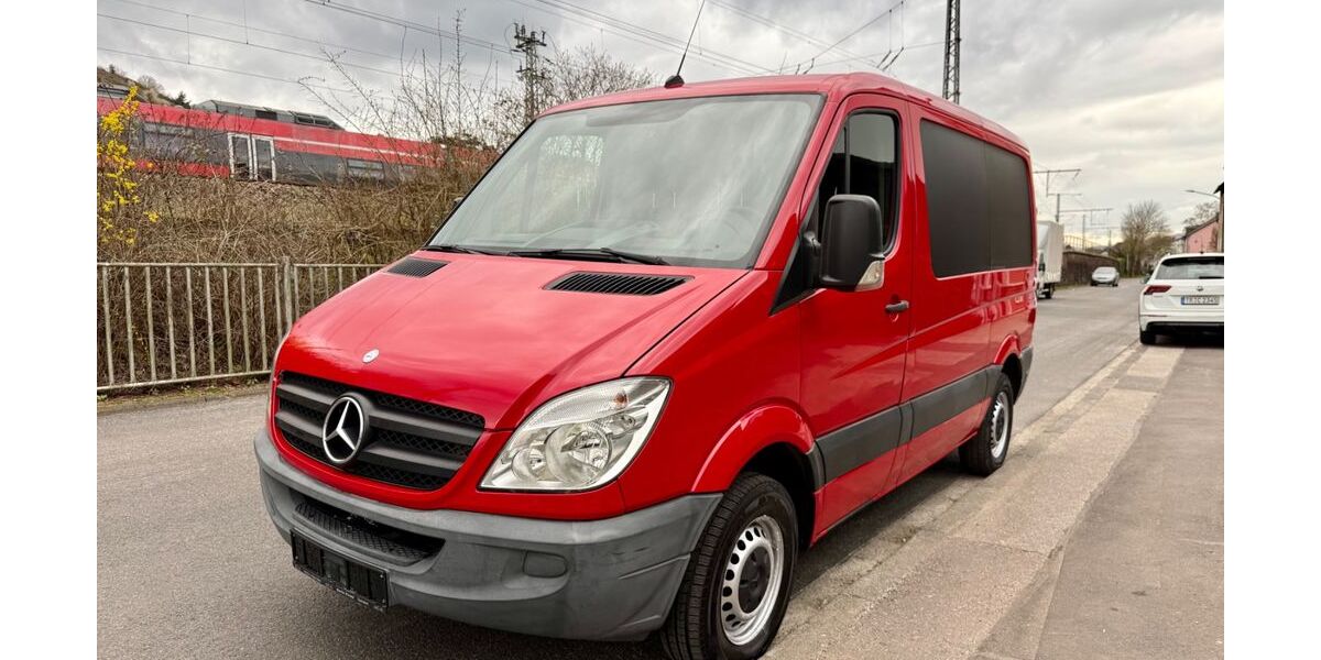 Mercedes-Benz Sprinter 149.000 km 7.990 &euro; Konz Karthaus 54329