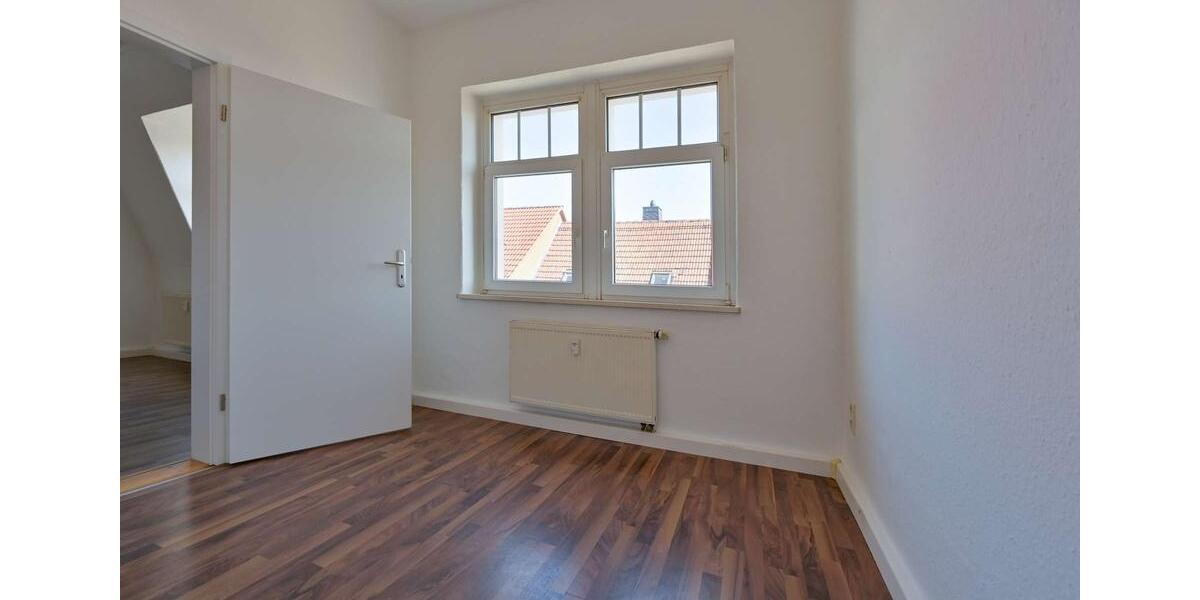 Etagenwohnung Hohenstein-Ernstthal Ernstthal - 3 Zimmer, 63 m&sup2;, 345&euro; | Angebot:26001486