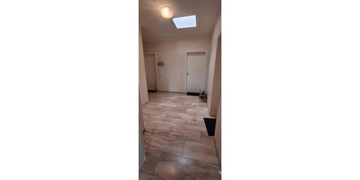 Dachgeschoßwohnung Steinhagen - 3 Zimmer, 80 m&sup2;, 187.000&euro; | Angebot:27297084