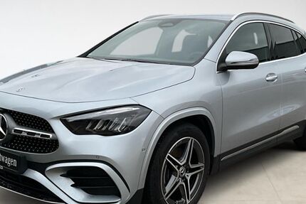 Mercedes-Benz GLA 180 1.750 km 40.980 &euro; Niebüll 25899