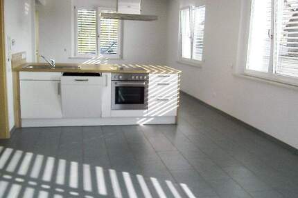 Moderne, helle 2 Zimmerwohnung und eigenem Eingang und Terrasse 2 zimmer