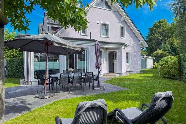 Einfamilienhaus Zingst - 7 Zimmer, 193 m&sup2;, 1.178.000&euro; | Angebot:26308994