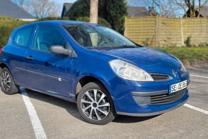 Renault Clio 176.000 km 1.500 &euro; Kaltenkirchen 24568