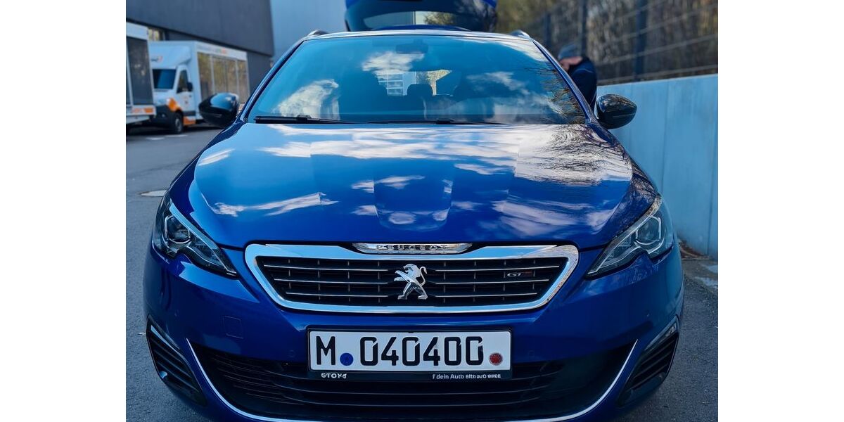 Peugeot 308 97.000 km 11.400 &euro; Kirchheim b. München 85551