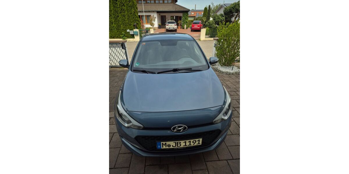 Hyundai i20 83.980 km 6.950 &euro; München 80797