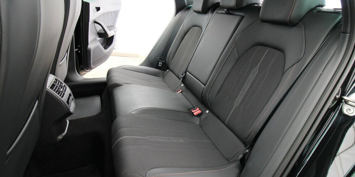 Cupra Leon Sportstourer e-HYBRID 6-DSG NAVI+LED+KAMERA 8.169 km 28.900 &euro; Hagenow 19230