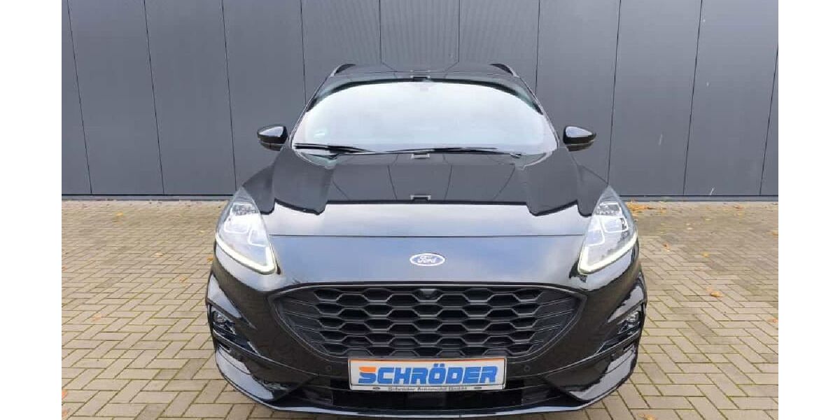 Ford Kuga 13.496 km 25.990 &euro; Neubrandenburg 17036