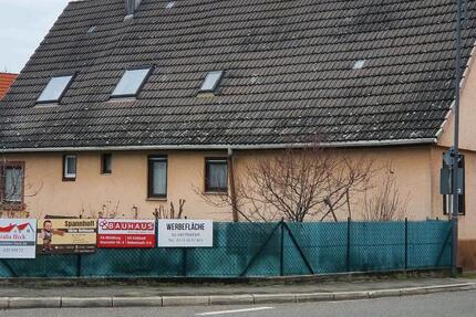 Haus Stutensee - 4 Zimmer, 100 m&sup2;, 1.600&euro; | Angebot:24467017