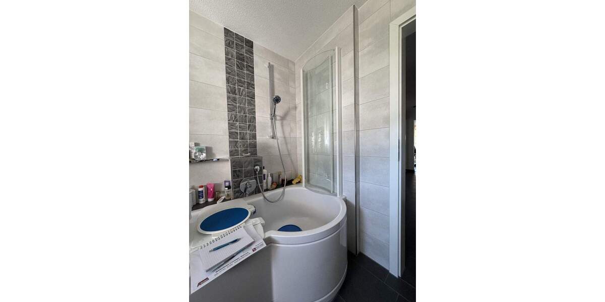 Etagenwohnung Lauchringen Unterlauchringen - 4 Zimmer, 101 m&sup2;, 370.000&euro; | Angebot:25744827