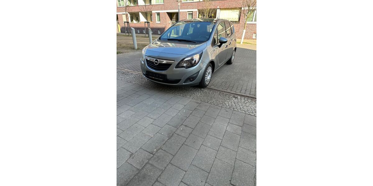Opel Meriva 85.000 km 6.950 &euro; Berlin 10785