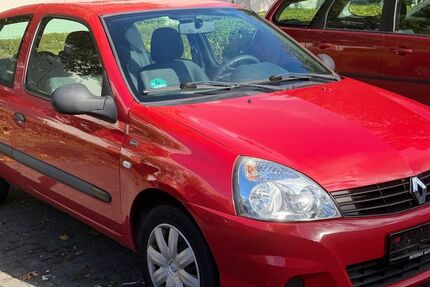 Renault Clio 144.000 km 1.799 &euro; Troisdorf 53842