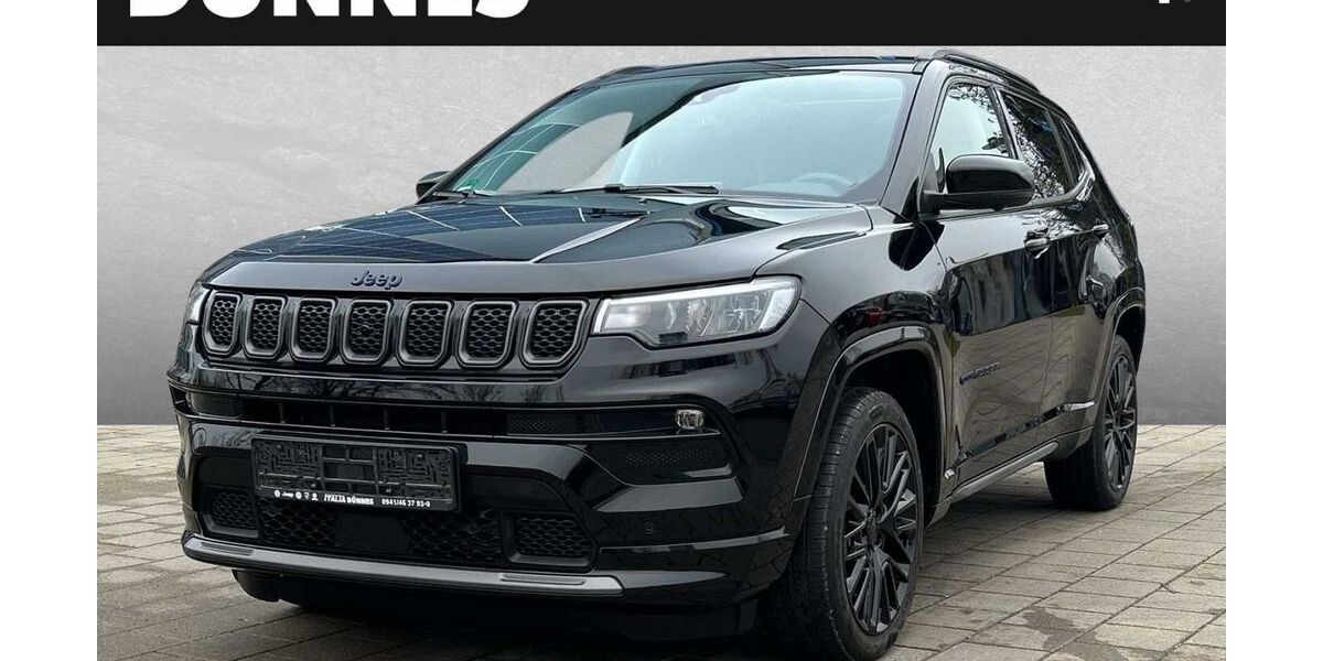 Jeep Compass 33.800 km 29.999 &euro; Regensburg 93059